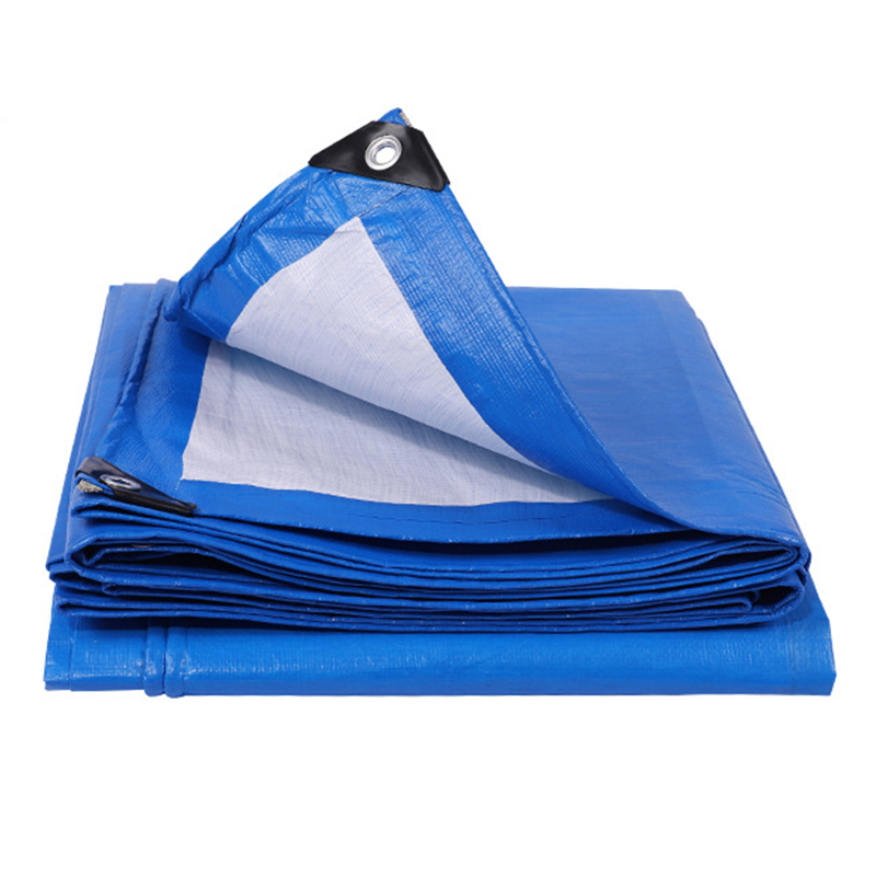 هل القماش المشمع PE قوي بما فيه الكفاية؟